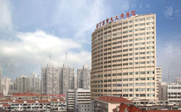 2024上海九院整形价格表更新，附热门靠谱医生名单