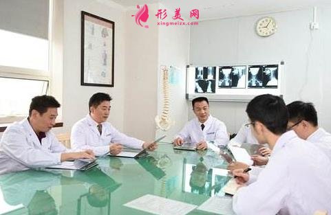 南方医科大学珠江医院整形科陈兵双眼皮多少钱？2020价格表全新上线！